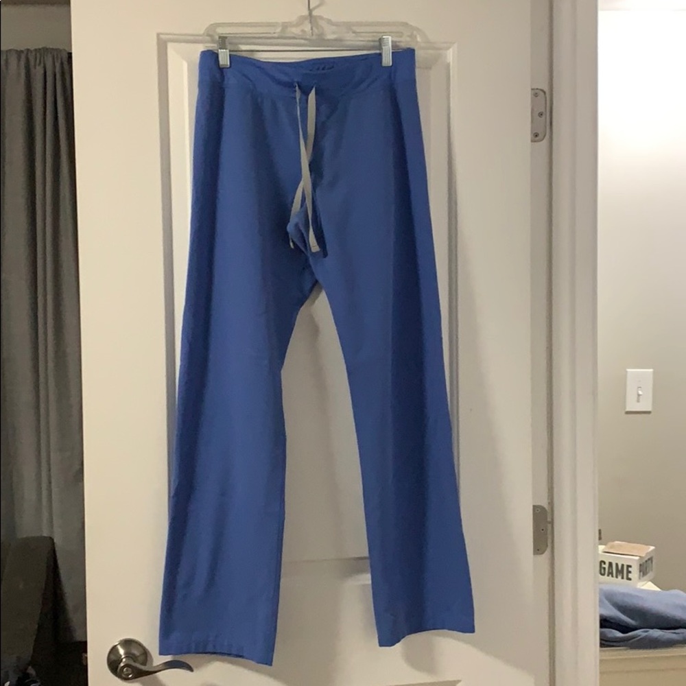 Figs scrubs!